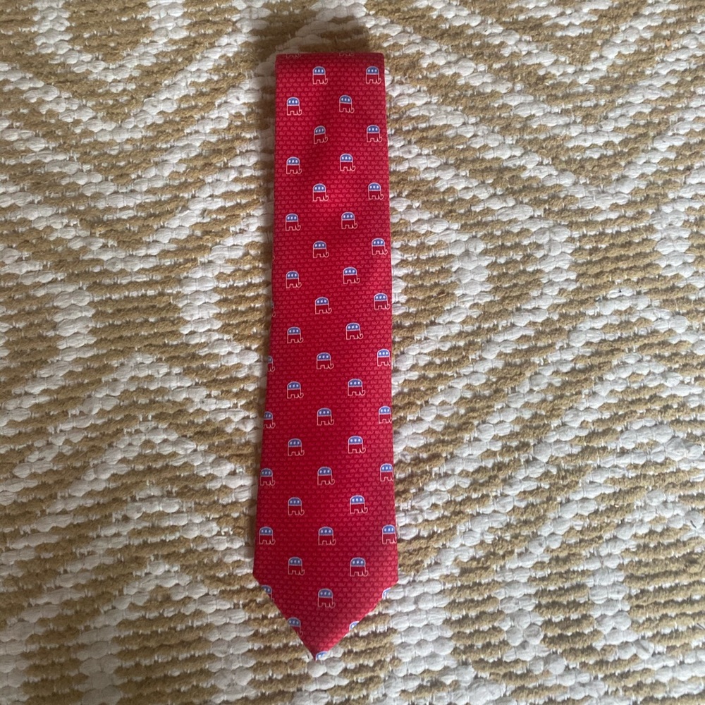 Vineyard vines Republican handpicked by shep & Ian necktie